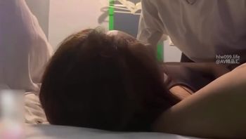 PUA泄密！成都私教圈泄密，骗女学员开房轮着操}